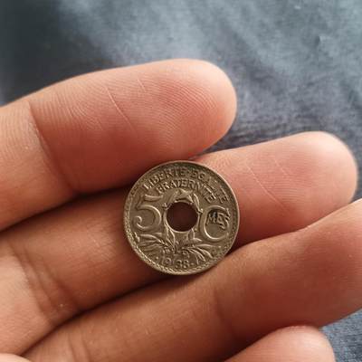 泡泡币外币第六十场可代拍15038385335微信 - 法国38年5分