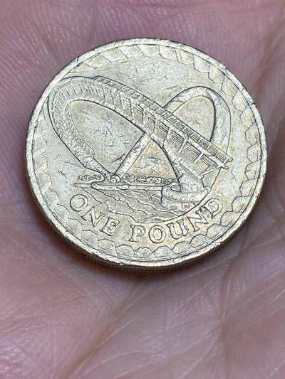 2025年第六十七场(总第九十三场）外国好品散币(免佣金) - 少见–英国🇬🇧2007单年份1英镑(桥系列–英格兰盖茨黑德千禧桥)