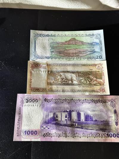 《外钞收藏家》第五百四十七期（本期稀少裸币、刀币、精品评级）（本平台长期征集拍品、欢迎藏友们联系合作） 孟加拉20、50、1000塔卡 三张一起 全新UNC