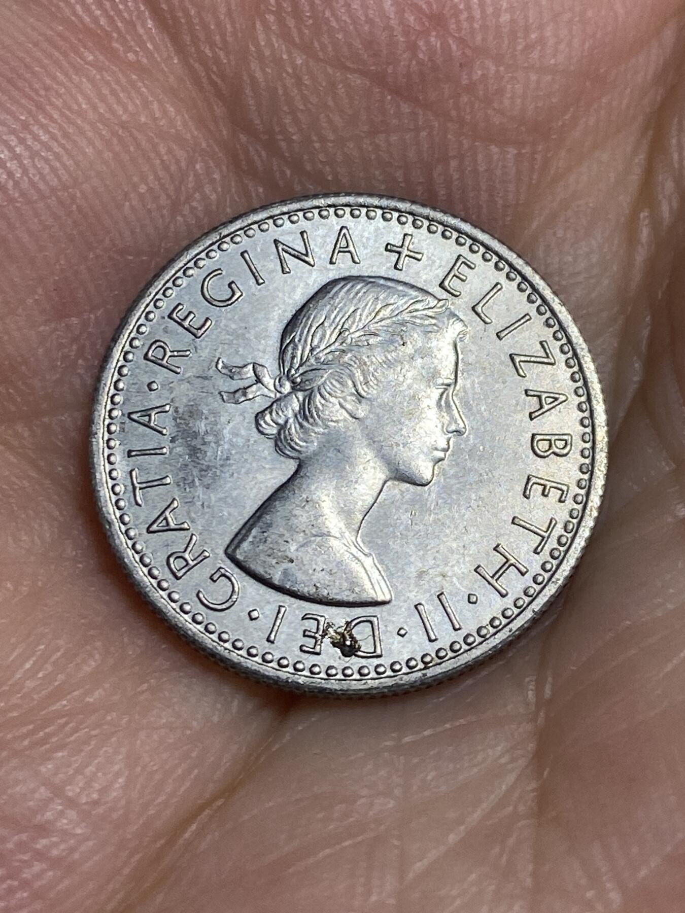 2025年第六十七场(总第九十三场）外国好品散币(免佣金) 原光好品–英国🇬🇧1967年6便士(伊丽莎白二世青年桂冠，普制币关门年)
