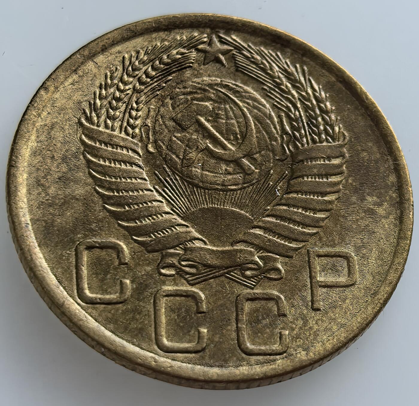 各国散币银币专场，周三晚上九点倒数截拍，满百包邮，周日发货,可寄存半年，喜欢朋友微信扫描二维码可直接参拍