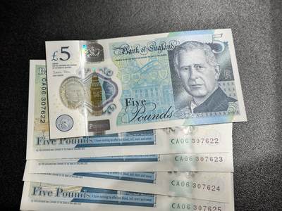 《外钞收藏家》第五百四十七期（本期稀少裸币、刀币、精品评级）（本平台长期征集拍品、欢迎藏友们联系合作） 2023年英国查尔斯版5镑 标准10连号（21-30） 全新UNC