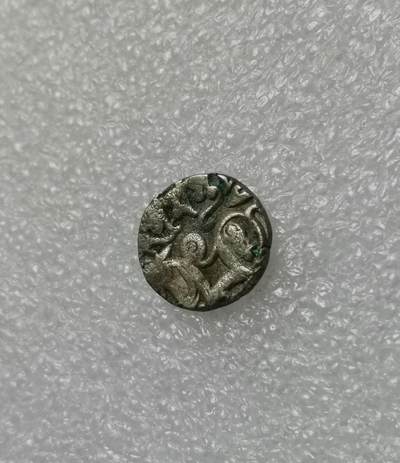 瓶子🏺第199期拍卖会 - 公元700-900年沙希王朝牛瘤骑士打制银币
