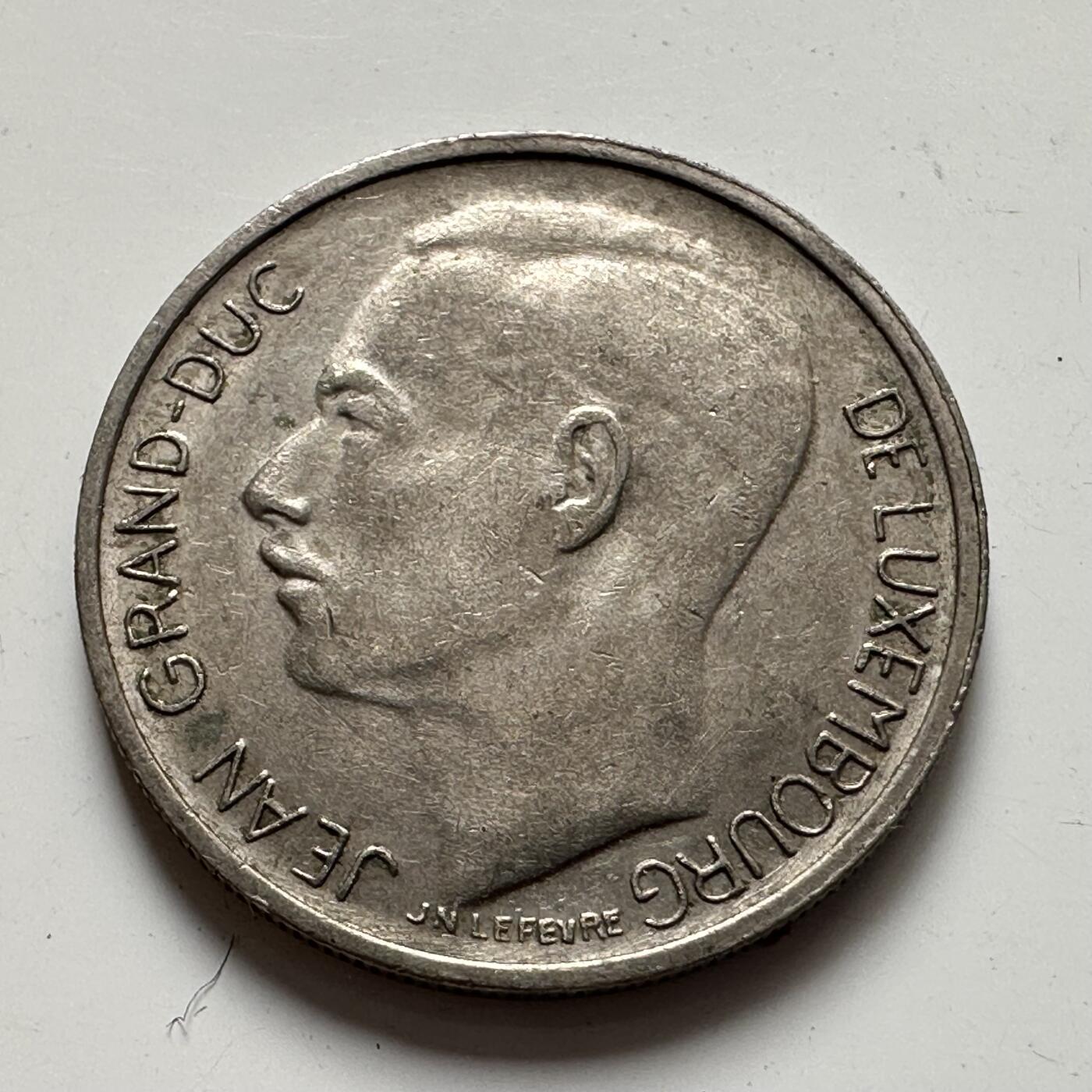 🌹外币初藏🌹🐯2025年第77场  每周二四六晚8️⃣点 接代拍 卢森堡1966年一法郎