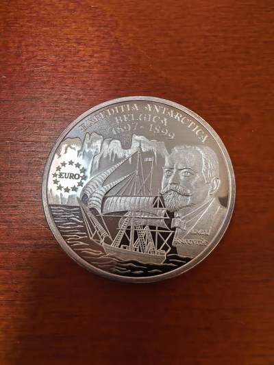 长老汇蛇年精选第二十三场拍卖 1999罗马尼亚国际极地年100列精制银币，27克925银，少见