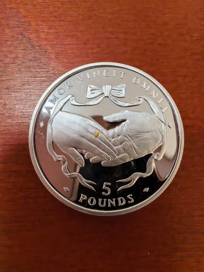 长老汇蛇年精选第二十三场拍卖 1997直布罗陀女王金婚5镑局部彩色精制银币