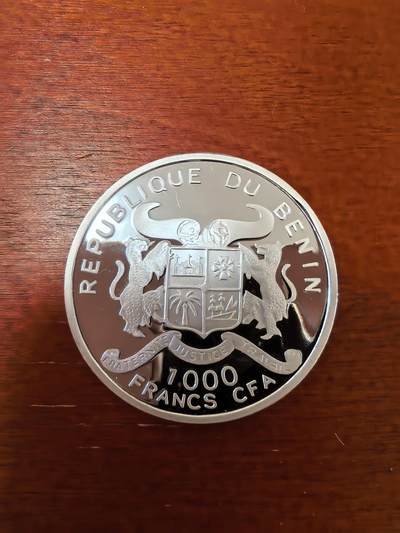 长老汇蛇年精选第二十三场拍卖 2005贝宁开普勒1000法郎精制银币，15克999银，稀少