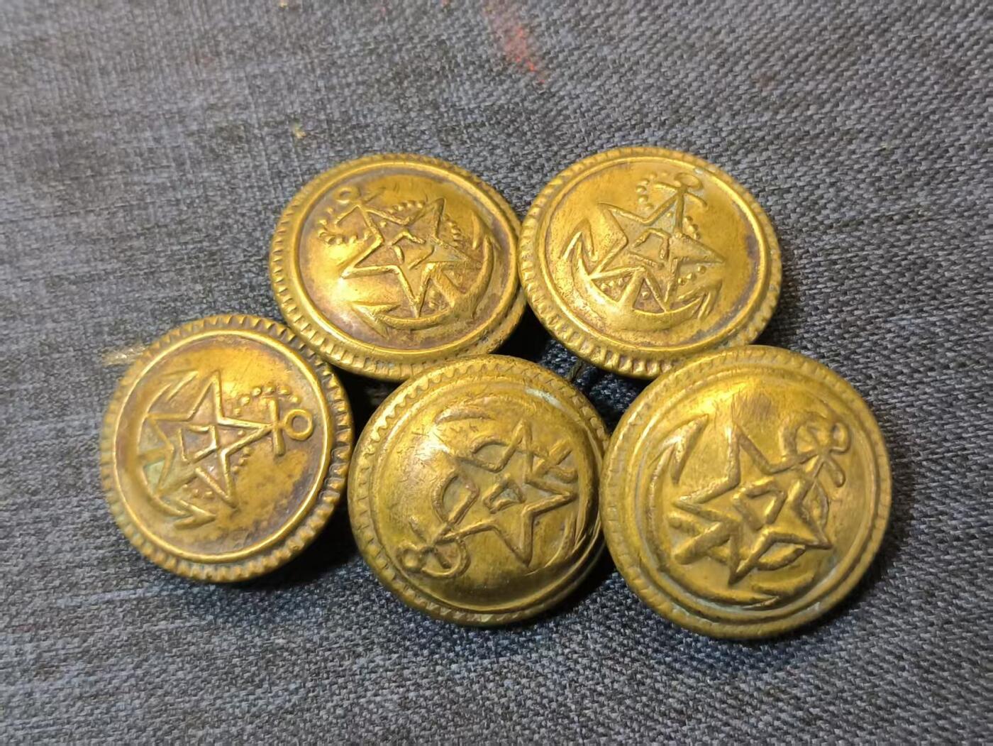 古林万国勋赏☆☆爱藏☆☆精品第二期-分享拍场赚佣金 su-M五零式海军干部常服纽扣一套