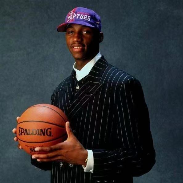 零元拍：特雷西-麦克格雷迪！T-Mac! 麦迪亲签王牌化身MoneyBall初入联盟多伦多猛龙经典版本（三个版本陆续上拍），加签2017年入选NBA篮球名人谈“HOF 17”