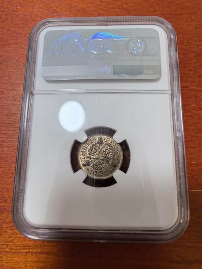 长老汇马年精选第十九场拍卖 1932 英国乔治五世3便士银币，NGC MS62