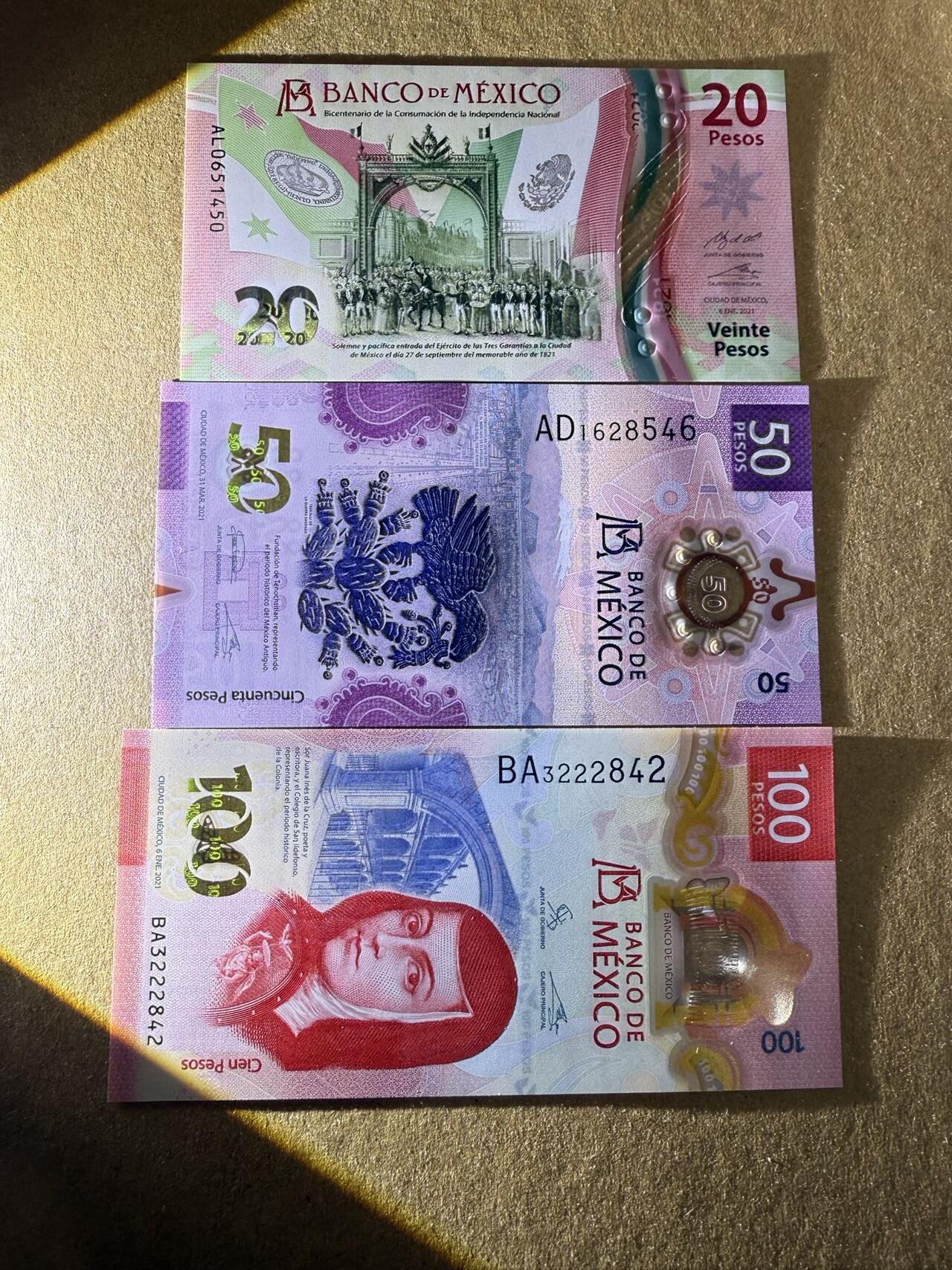 【炜奕收藏】，第三十九期 墨西哥20-100比索3张，UNC品相