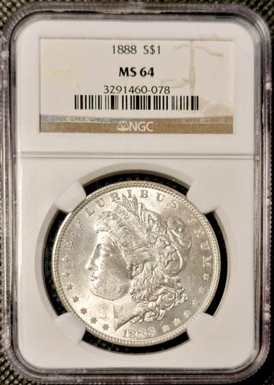  甄臻铺-世界币章拍卖（第25期），送拍享返佣金等优惠多多 - NGC-MS64 美国1888年摩根，吉祥年份，背面月牙五彩绝美包浆，老盒子严评