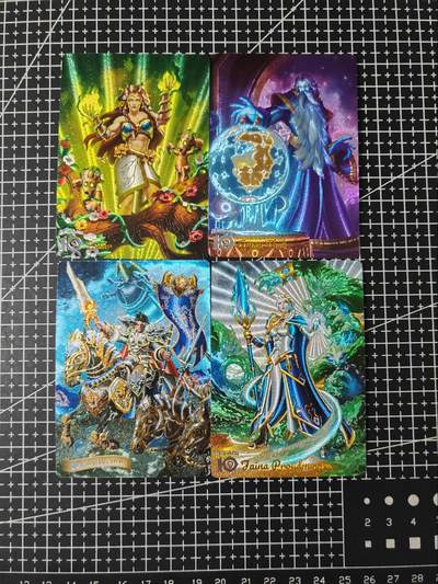 铃鹿第五期（提示一：自制卡难免瑕疵，可能存在撞角爆边等出厂瑕疵，介意慎拍；提示二：参拍请慎重，跑单押金不退的）） - 奇点魔兽炉石粗闪4张
