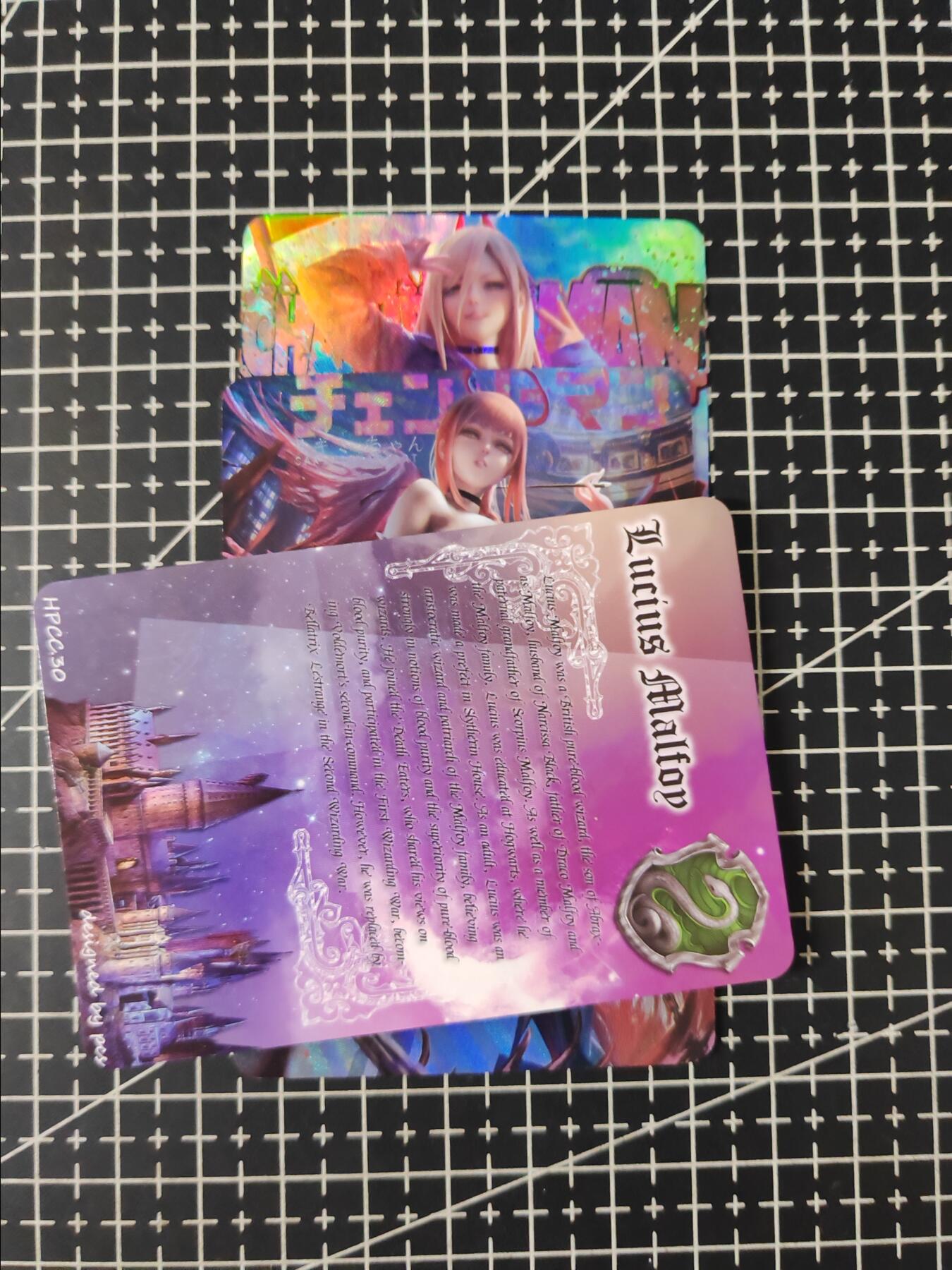 铃鹿第五期（提示一：自制卡难免瑕疵，可能存在撞角爆边等出厂瑕疵，介意慎拍；提示二：参拍请慎重，跑单押金不退的）） 玛琪玛帕瓦彩闪艺术对卡
