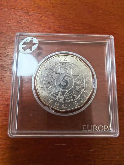 长老汇蛇年精选第二十三场拍卖 2004奥地利欧洲东扩5欧元9边形银币，10克800银