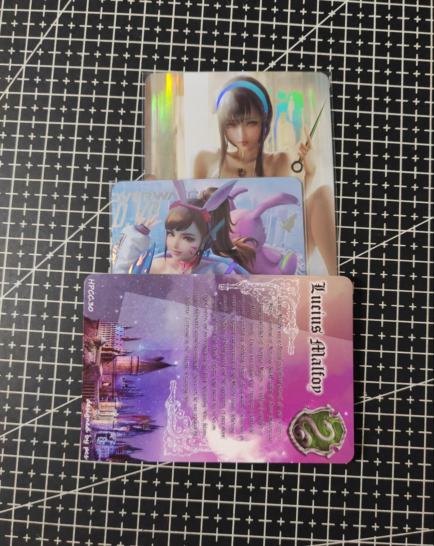 铃鹿第五期（提示一：自制卡难免瑕疵，可能存在撞角爆边等出厂瑕疵，介意慎拍；提示二：参拍请慎重，跑单押金不退的））