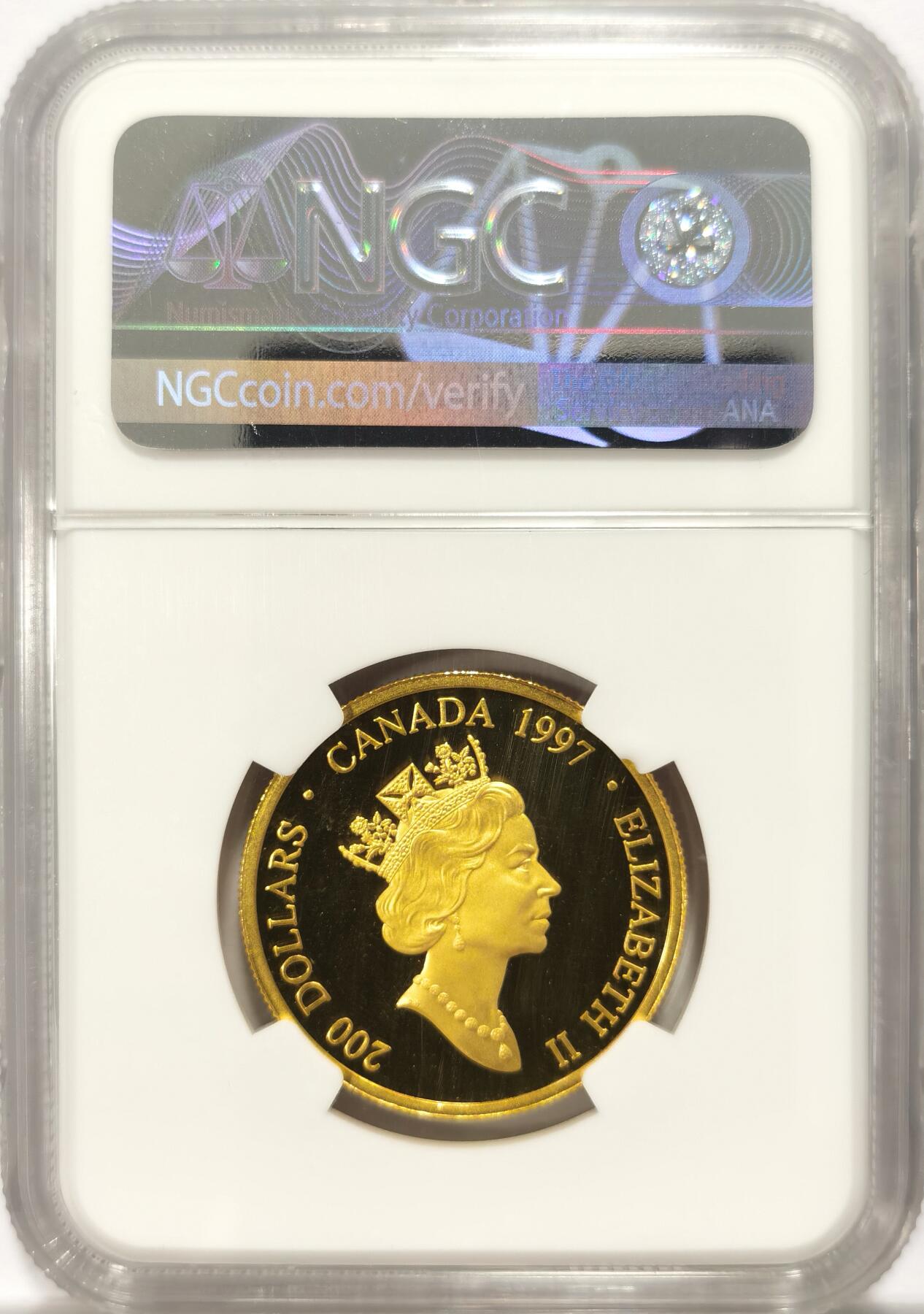 博洋堂世界钱币拍卖第131期（全场包邮） NGC PF69UC 加拿大1997年海达面具$200金币，99年克劳斯最佳金币，基本上要上手才能理解为什么这枚币会获奖，面具层次感很强，发行量11610枚，17.135克22K金，略大于1/2盎司