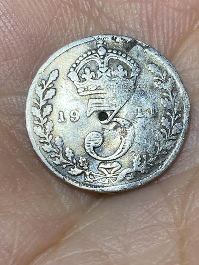 2025年第六十七场(总第九十三场）外国好品散币(免佣金) - 英国🇬🇧1911年3便士银币(乔治五世第一版，币不平打孔未透，925高银)