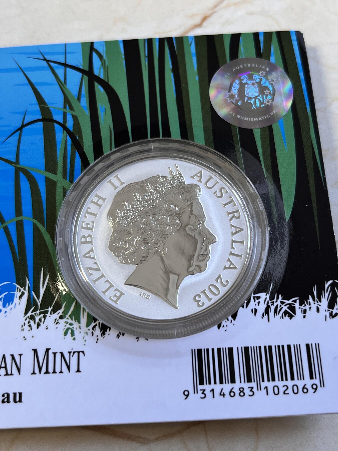 第166期拍卖【长期征集拍品】 卡装澳大利亚2013年咸水鳄鱼1盎司磨砂纪念银币，999银，发行10000枚