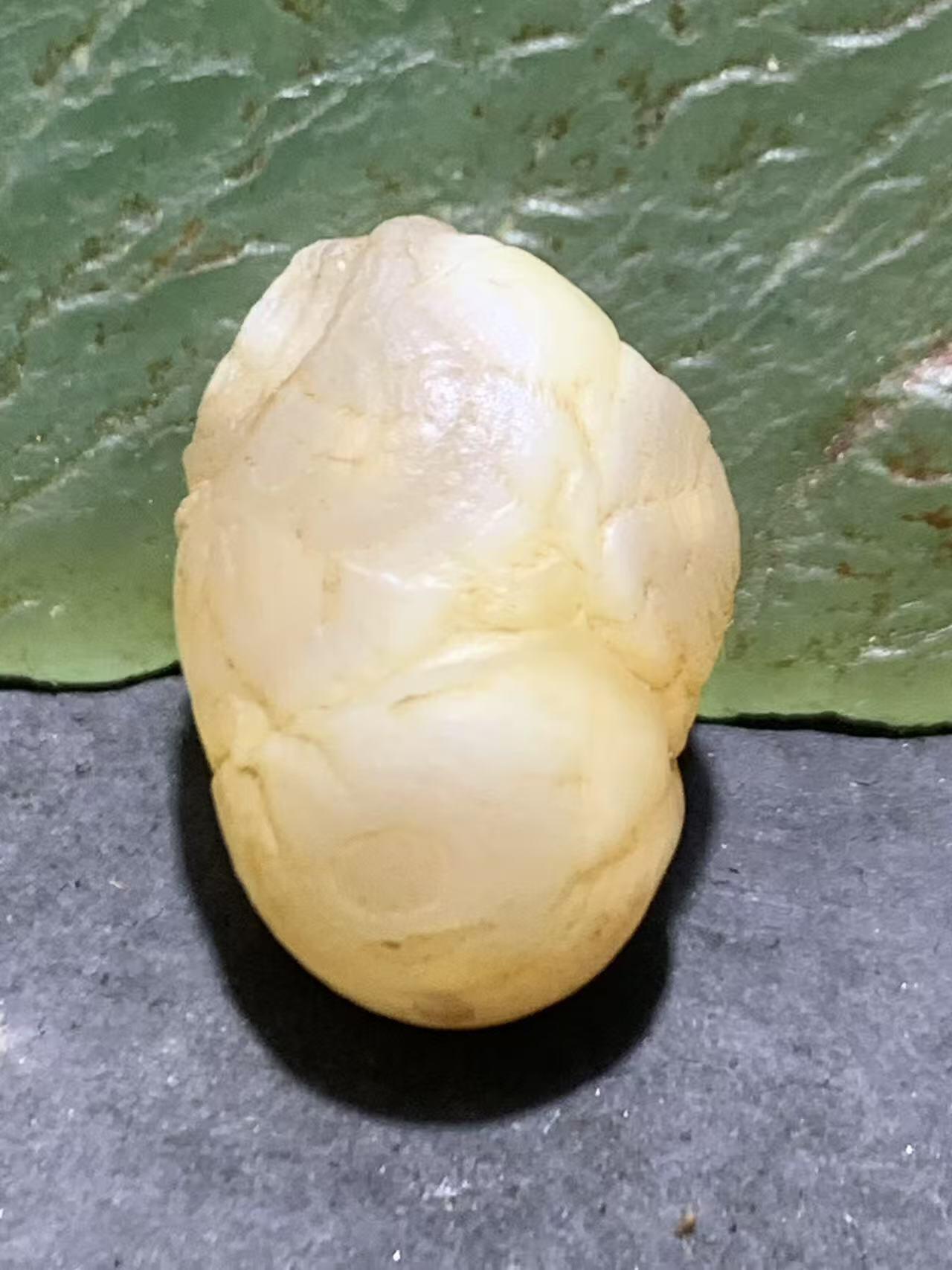 精美高玉化双天眼阿拉善眼石玛瑙原石一颗，