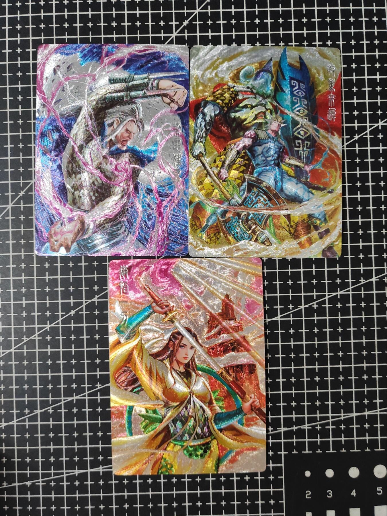 铃鹿第五期（提示一：自制卡难免瑕疵，可能存在撞角爆边等出厂瑕疵，介意慎拍；提示二：参拍请慎重，跑单押金不退的）） 奇点山海逆战一
