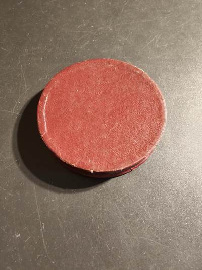 老王徽章第135期 - 法国婚章   经典罗蒂版本   原盒   950银    直径41mm   重量30.3g