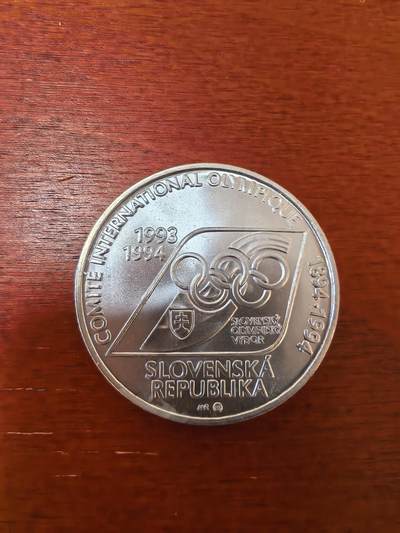长老汇蛇年精选第二十三场拍卖 1994斯洛伐克冬季奥运会冰球200克朗银币