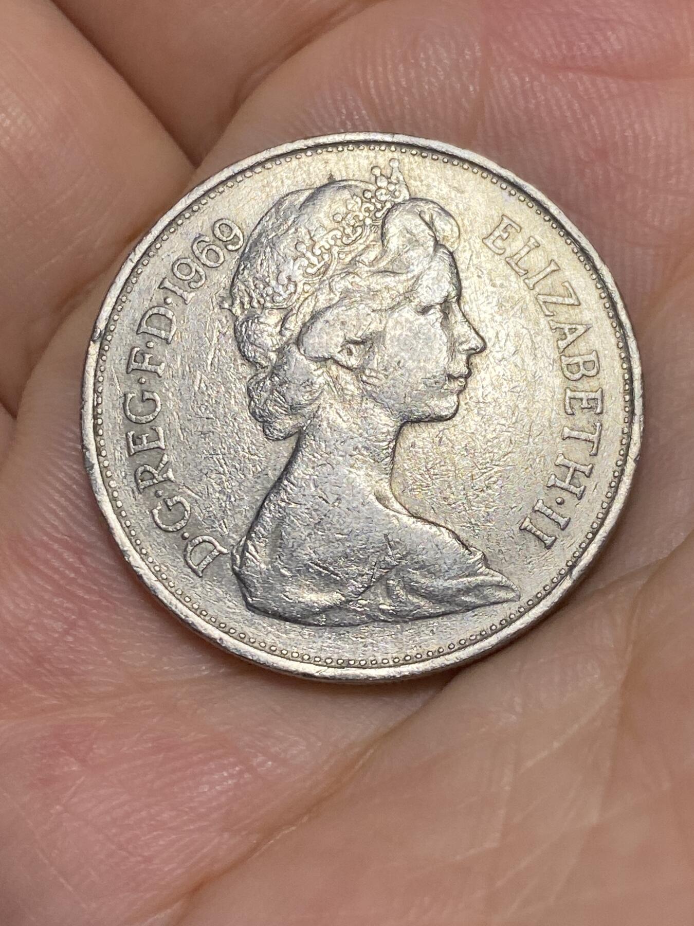 2025年第六十七场(总第九十三场）外国好品散币(免佣金) 英国🇬🇧1969年10新便士(伊丽莎白二世中年花冠，十进制冠狮大版)