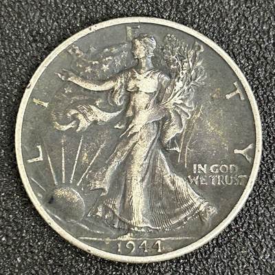 西秦中古拍卖第五十一期 - 美国1944年半美元银币 行走女神 包浆不错