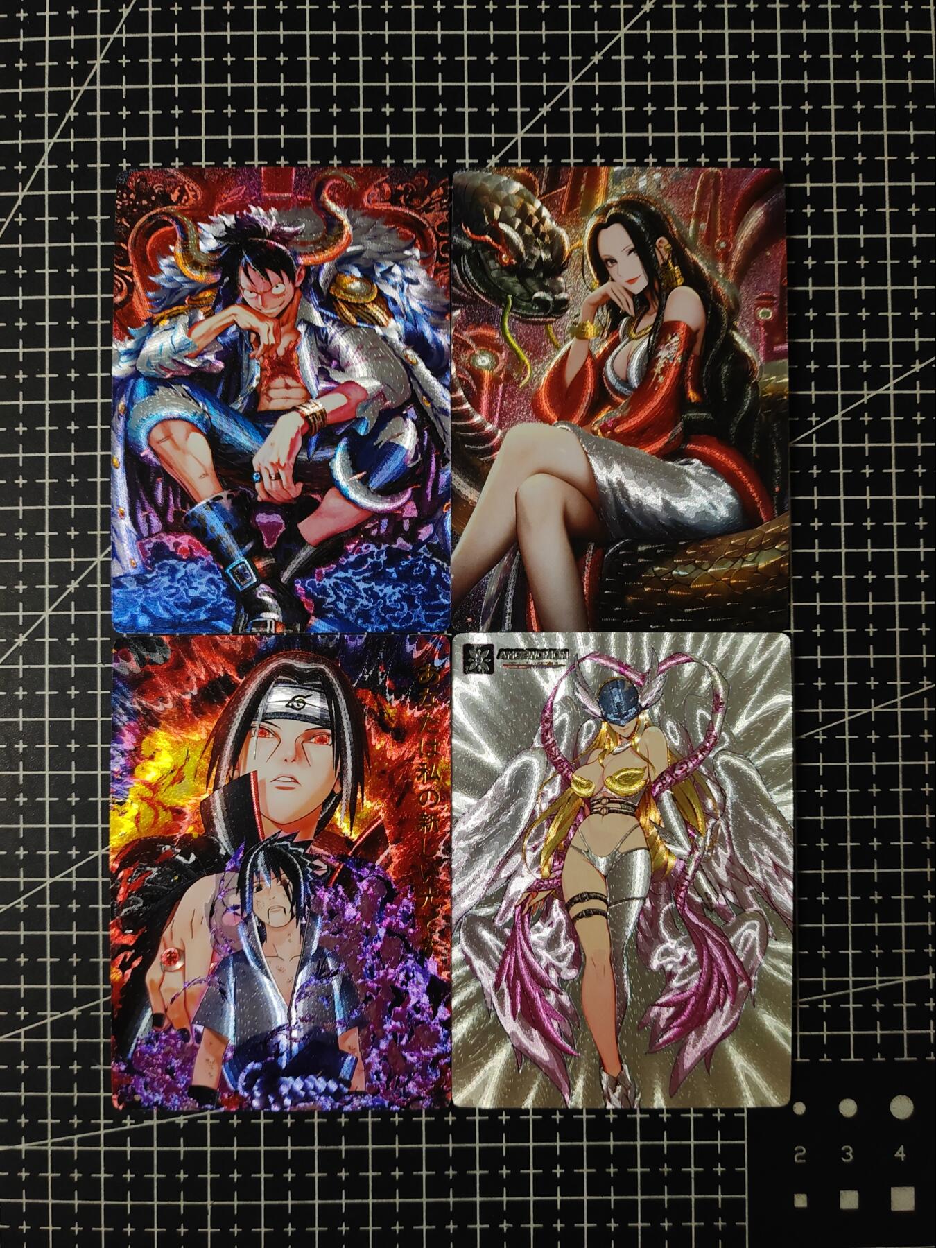 铃鹿第五期（提示一：自制卡难免瑕疵，可能存在撞角爆边等出厂瑕疵，介意慎拍；提示二：参拍请慎重，跑单押金不退的）） 奇点定制粗闪单卡4张