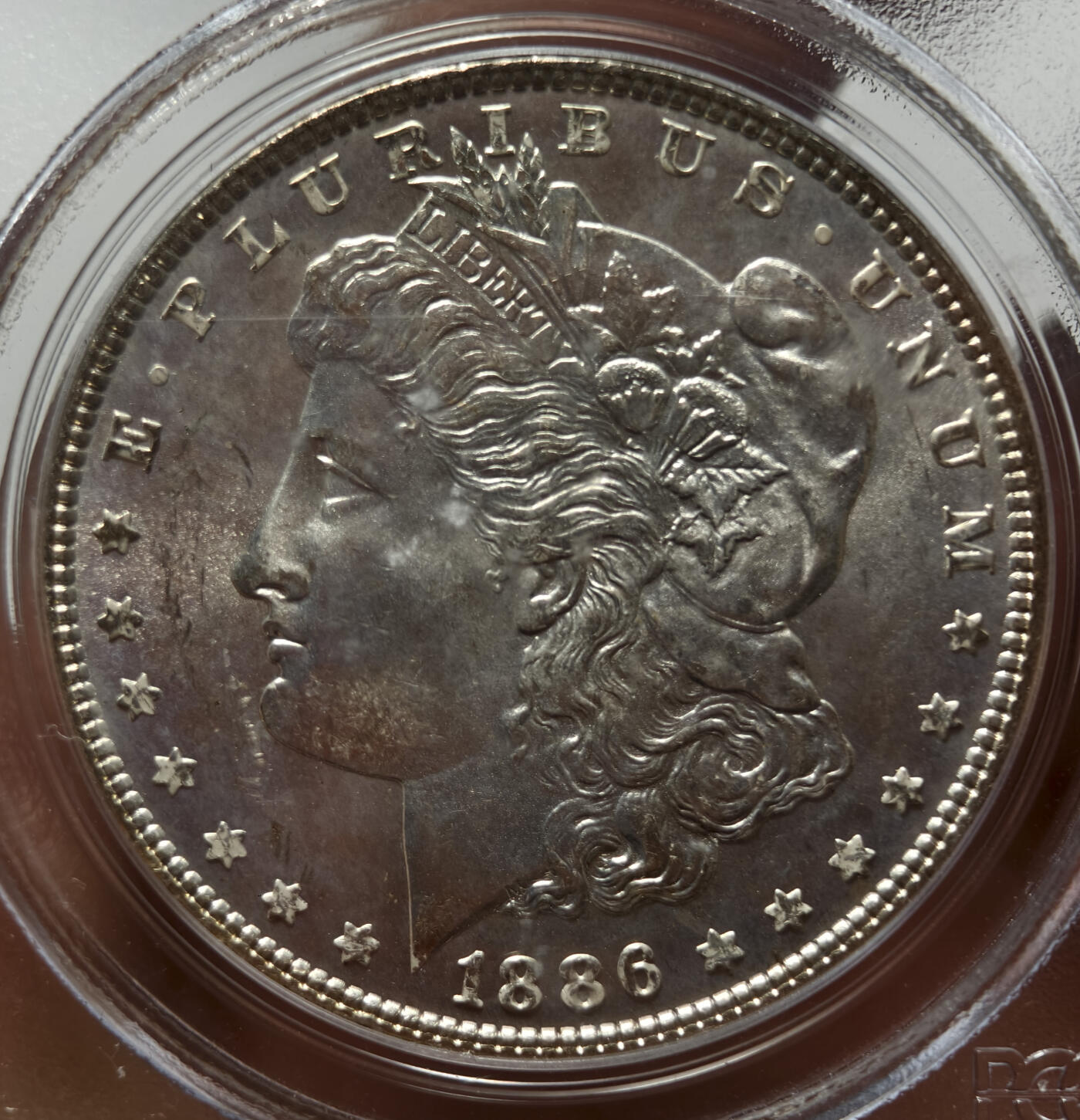 紫瑗钱币——第575期 美国 1886年  摩根 大头妹 1美元 银币 PCGS MS64 老盒 霜面银光，银霜细腻