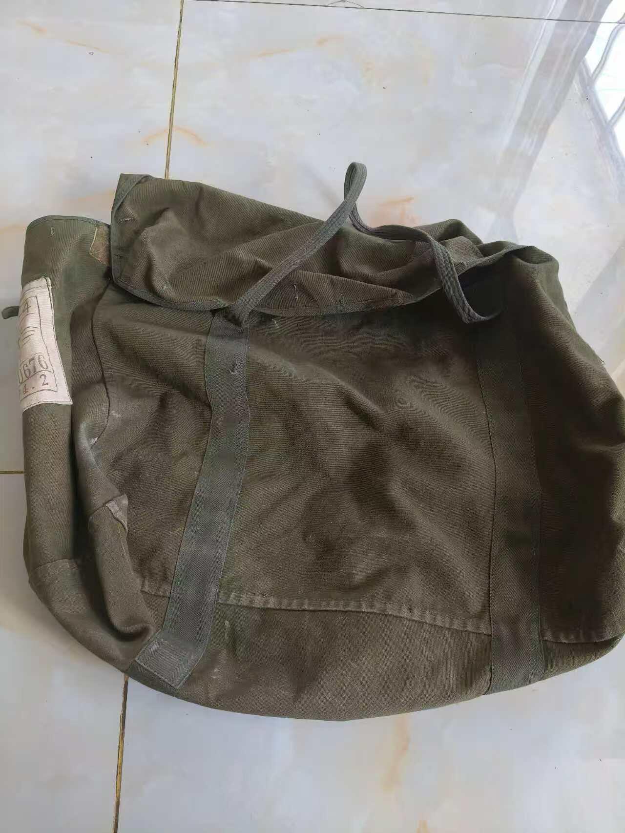 文革时期伞包，专用的，保存完整，包老！