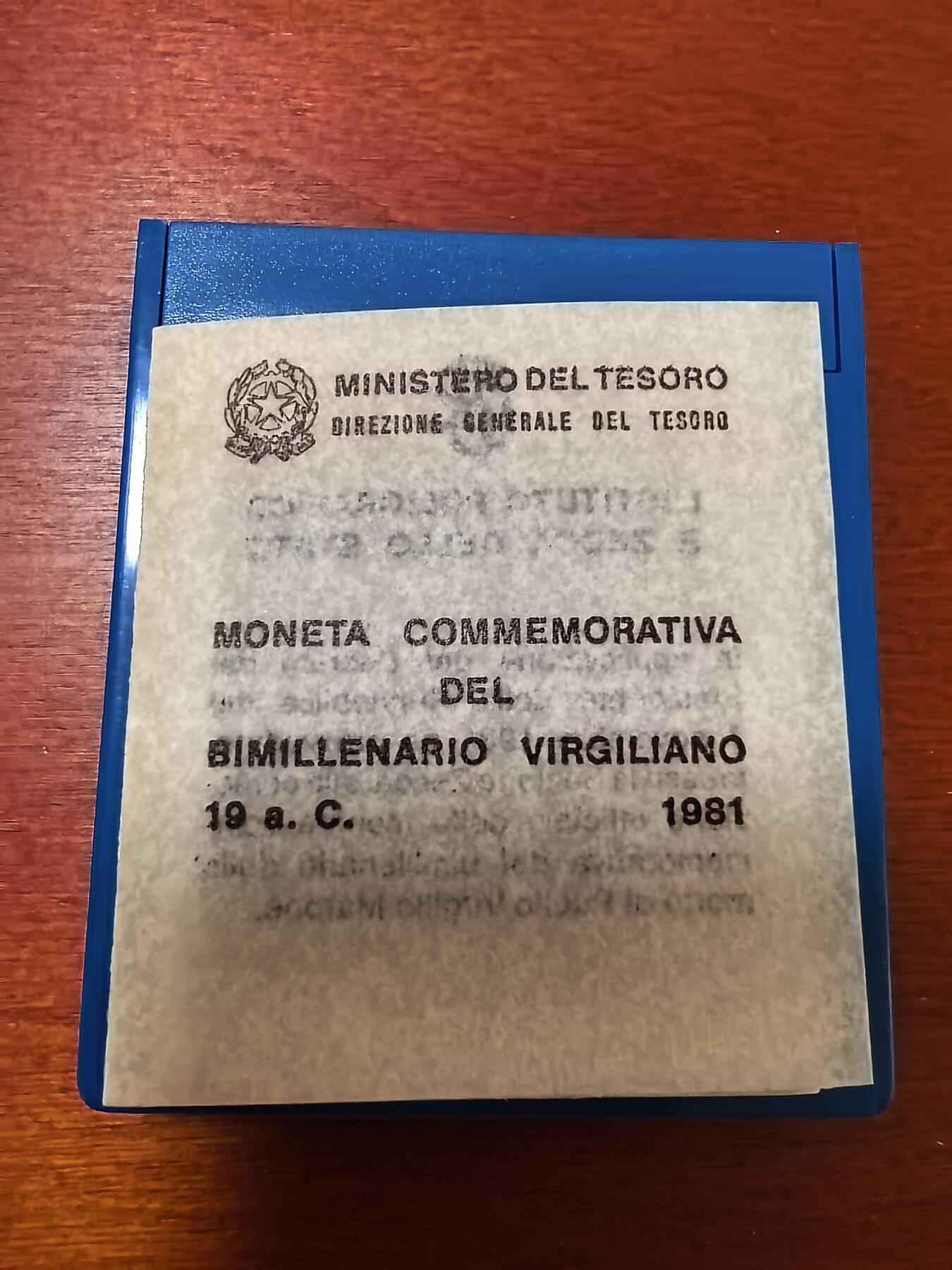 长老汇蛇年精选第二十四场拍卖  1981意大利维吉尔逝世2000年500里拉银币，盒证全，少见