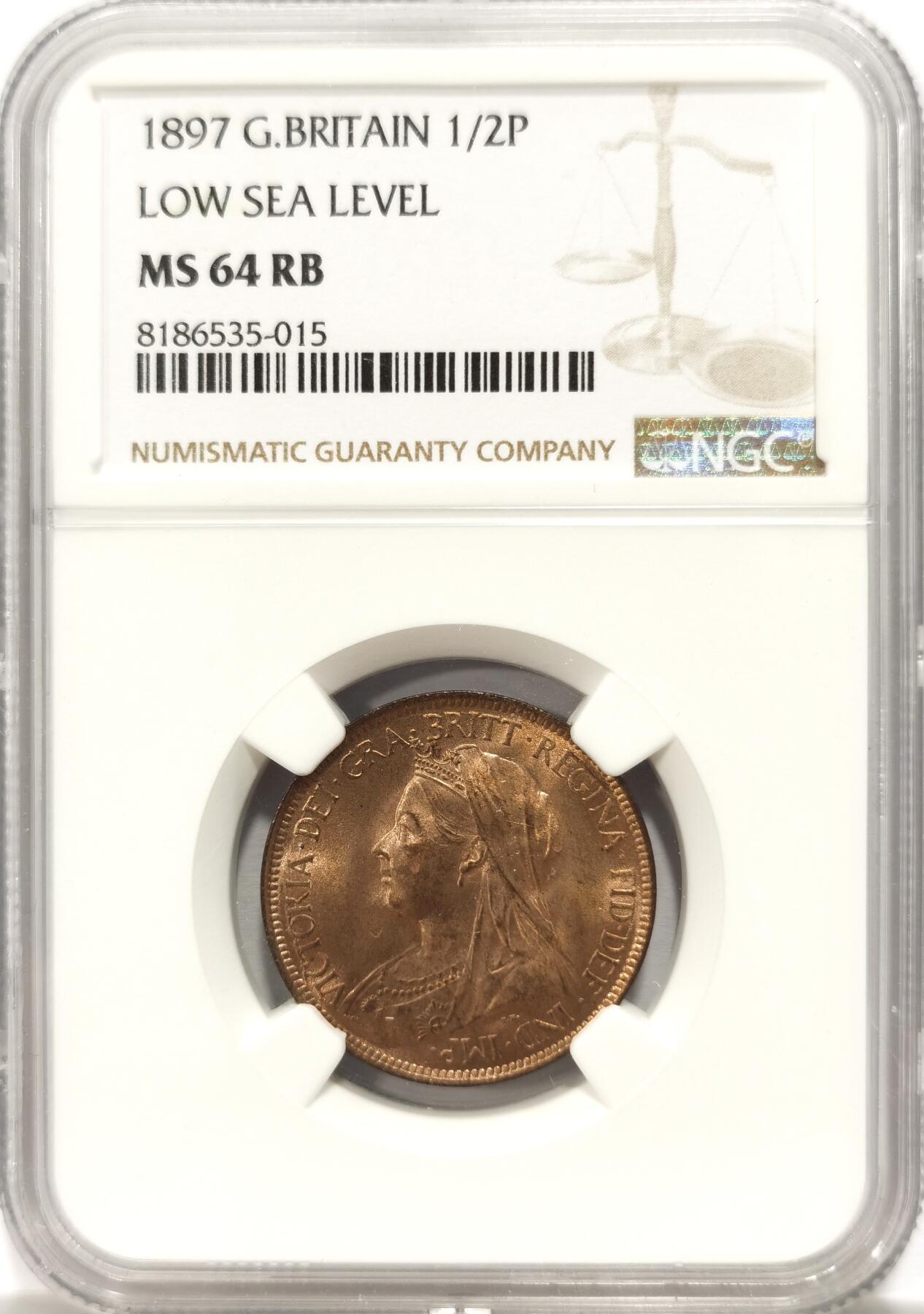 博洋堂世界钱币拍卖第131期（全场包邮） NGC MS64RB 英国1897年维多利亚女王1/2便士铜币 低海平面版，原始光泽出厂状态非常漂亮，送P大概率是RED。