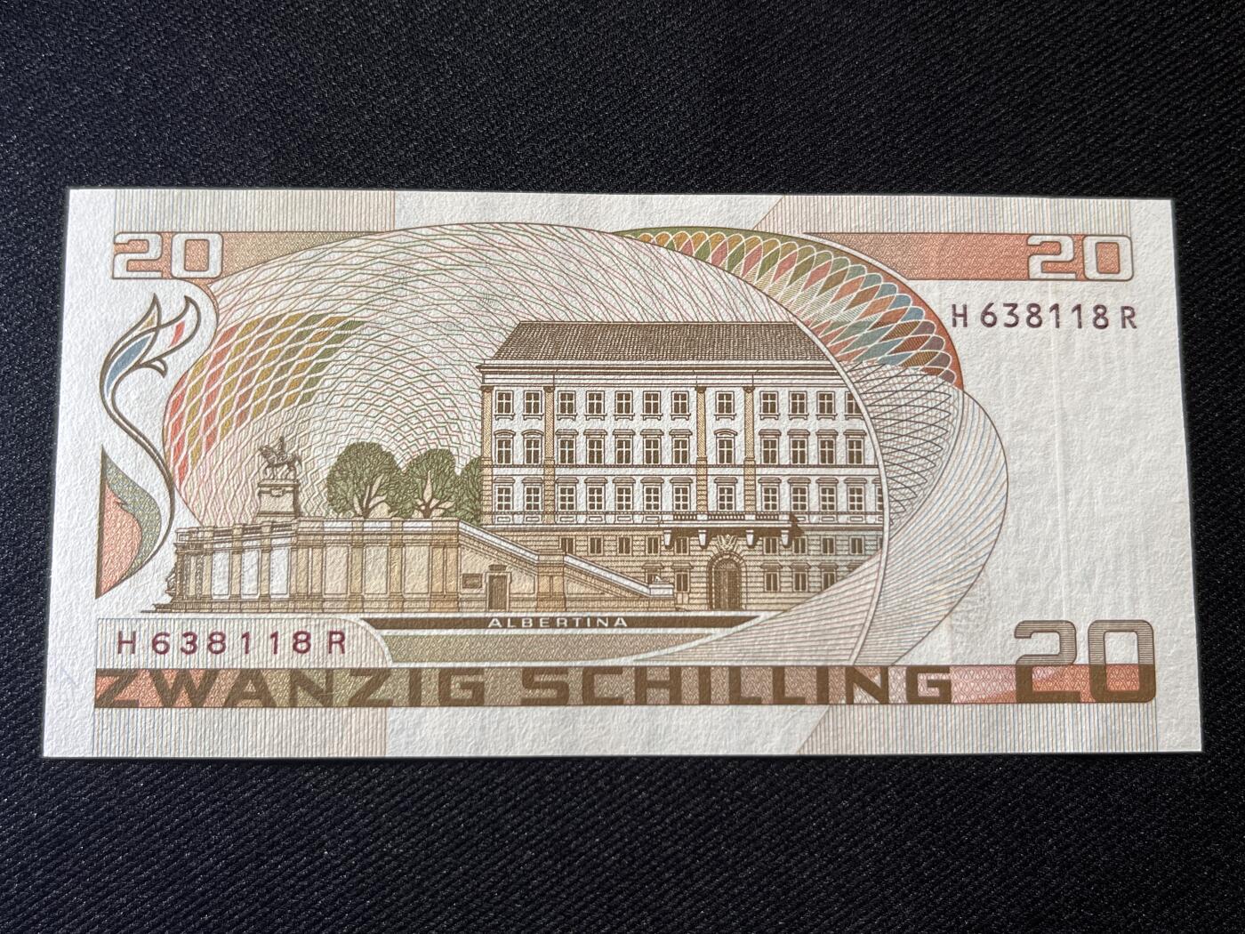 咖啡豆•收藏 2025年Jul_23世界各国纸币拍卖