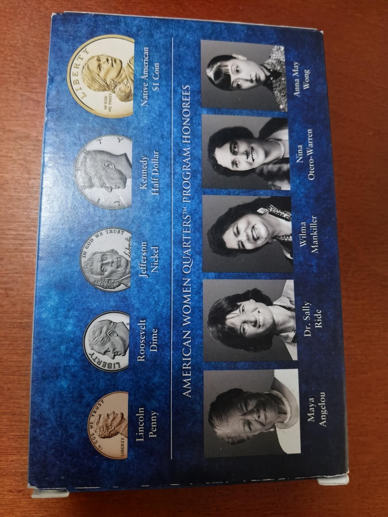 长老汇蛇年精选第二十四场拍卖 2022美国杰出女性+年套币10枚精制币，盒证全