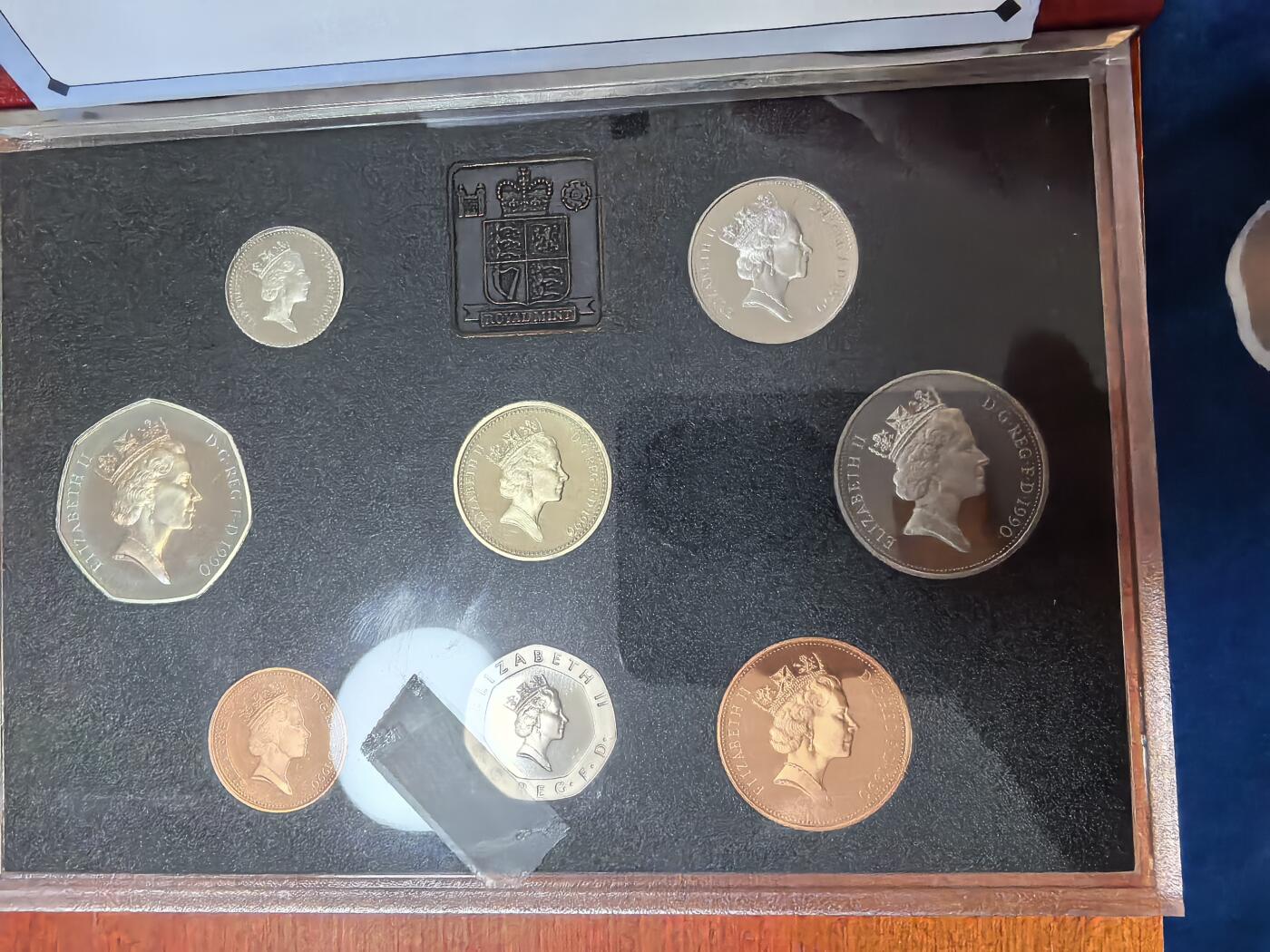 长老汇蛇年精选第二十四场拍卖 1990英国8枚精制币套装，盒证全