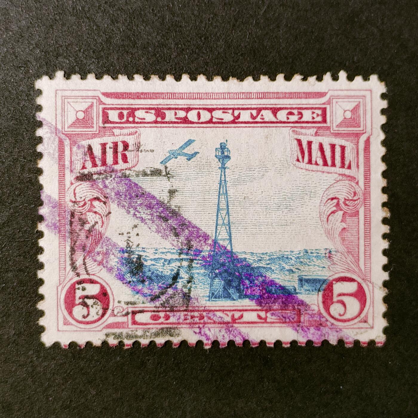 ↓君缘收藏533期☞钱币邮品↓无佣金、可寄存、满30元包邮  美国邮票，1928年飞越洛基山脉·洛基山灯塔邮票雕刻版1全