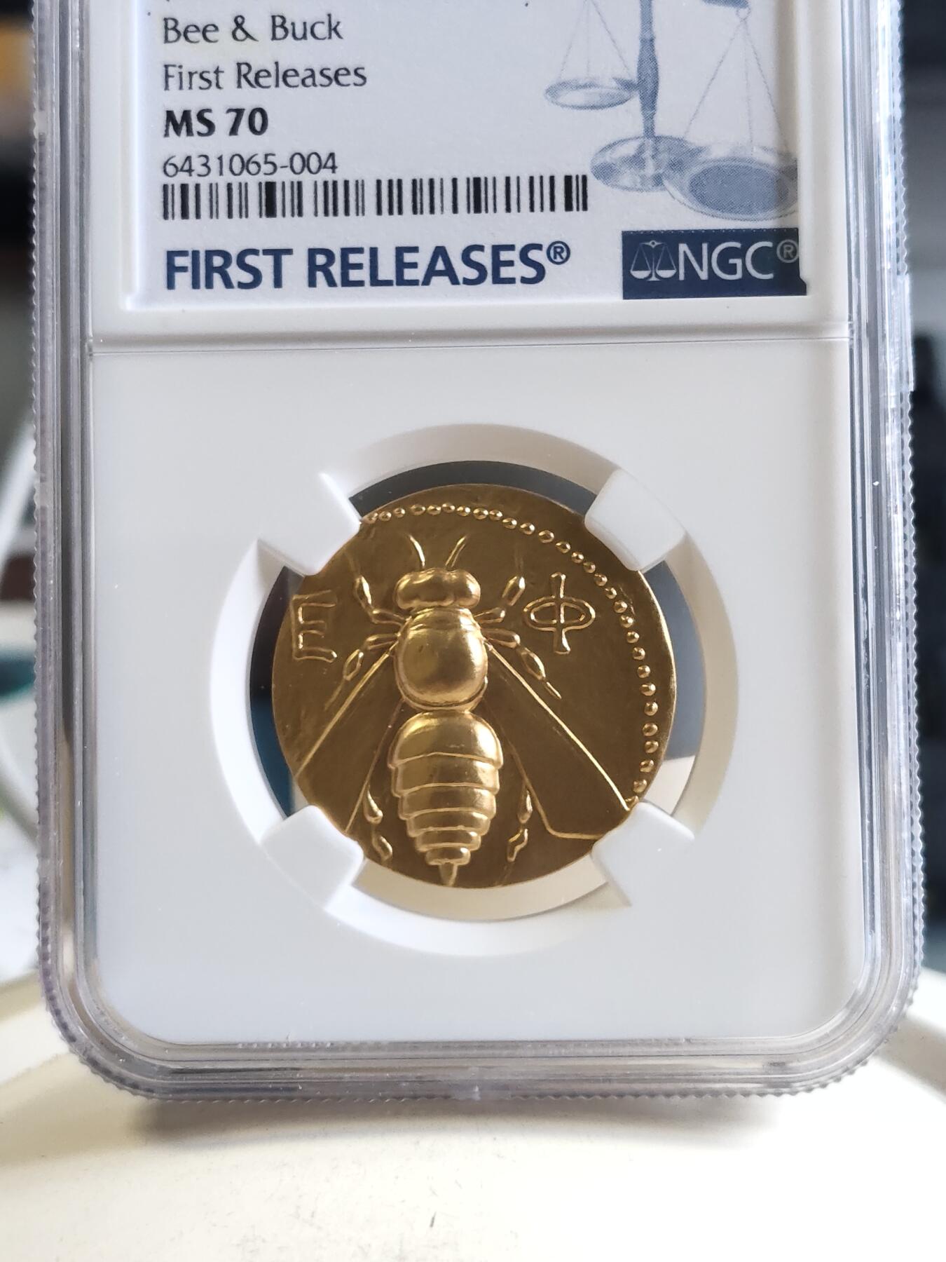 第166期拍卖【长期征集拍品】 帕劳2022年蜜蜂与雄鹿镀金纪念银币NGC-MS70首原盒证书，15克，999银，发行500枚