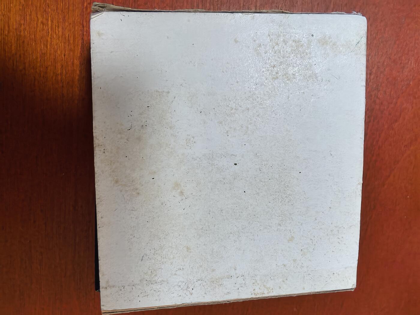 长老汇蛇年精选第二十四场拍卖 1990南非跳羚1朗德精制银币，有盒无证，这个年份是最贵的一枚，7117枚