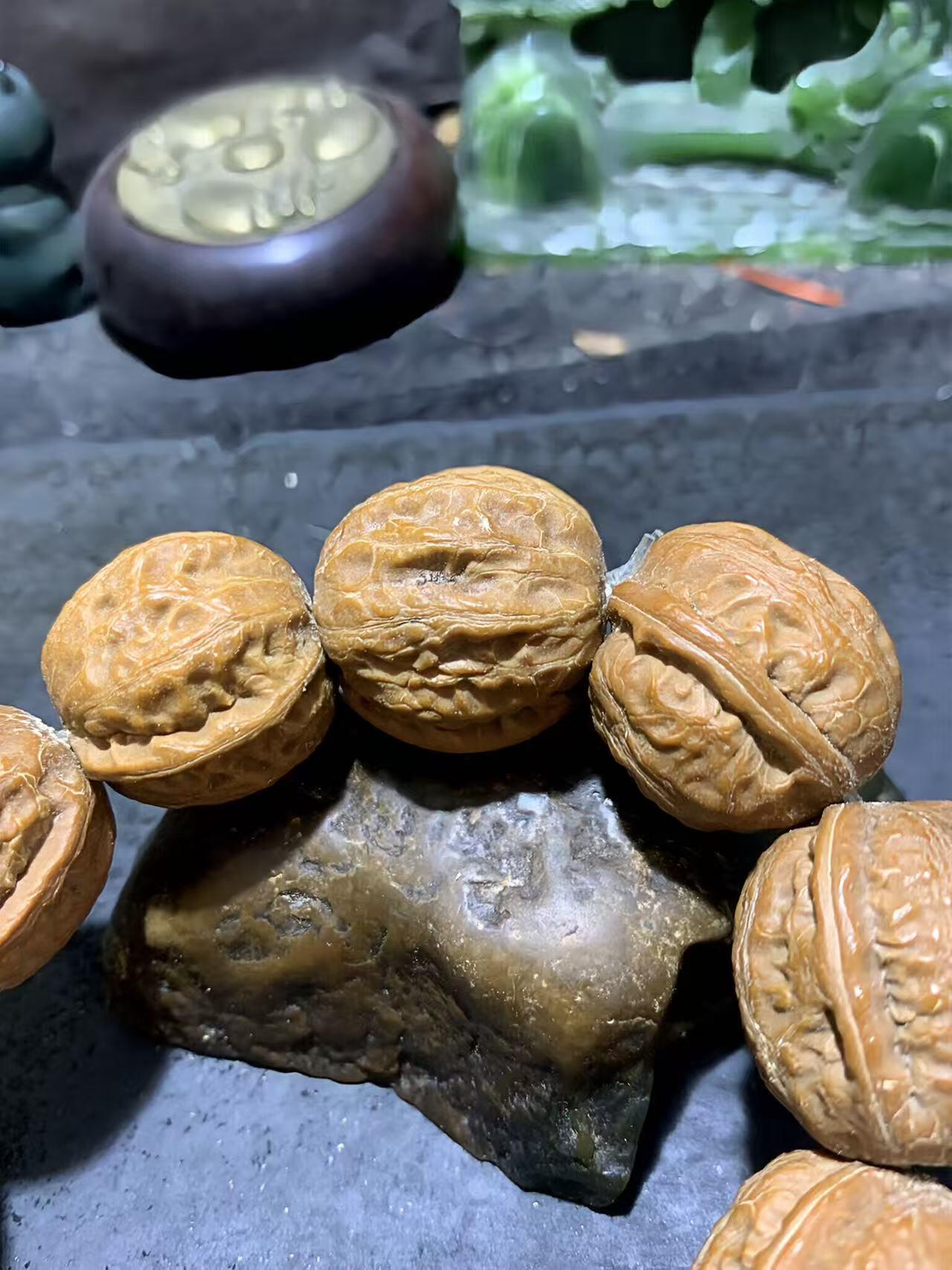 天然精美东北野生秋子核桃单圈手串(手持)一条