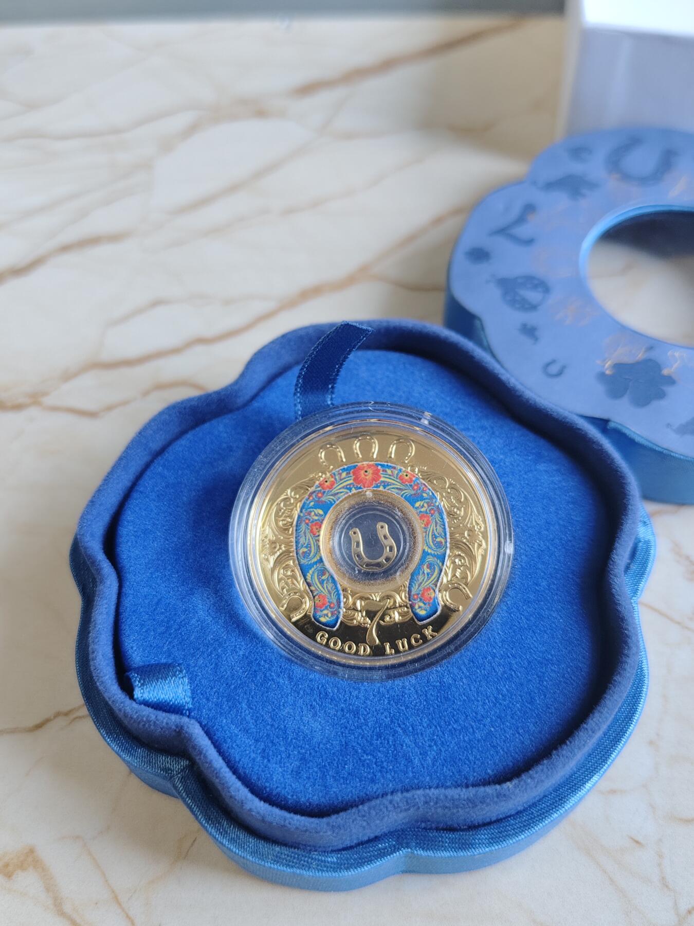 第166期拍卖【长期征集拍品】 喀麦隆2022年幸运马蹄镀金纪念银币，999银，14.14克，发行999枚