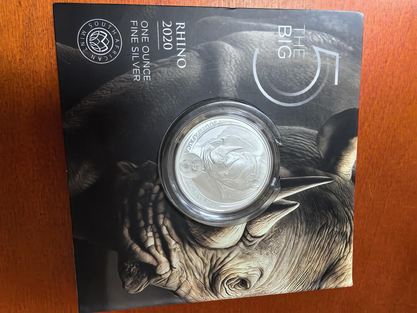 长老汇蛇年精选第二十五场拍卖 2020南非非洲五霸之一犀牛5朗德银币，卡装，1.5万枚