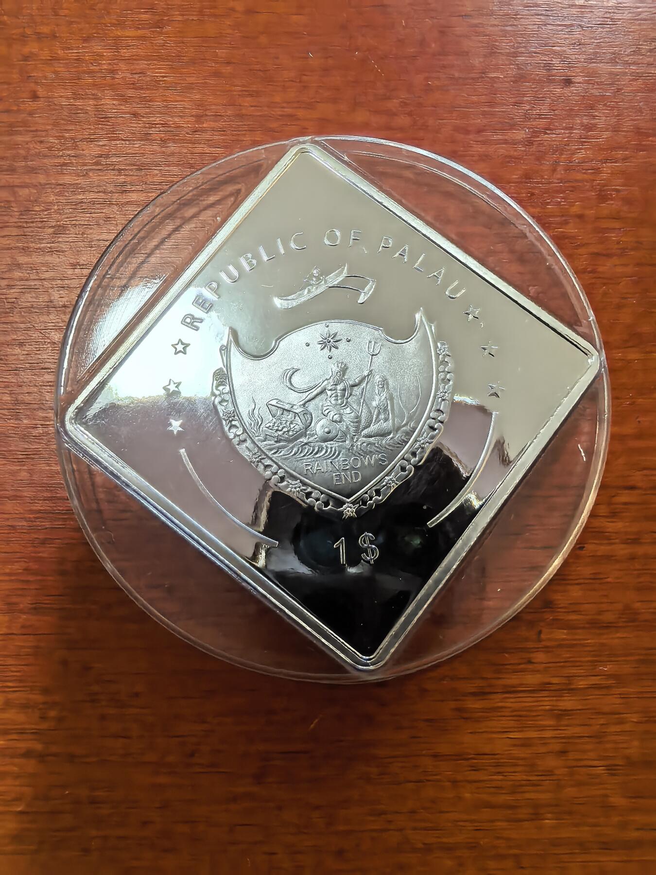 长老汇蛇年精选第二十五场拍卖 2009帕劳古罗马条顿堡森林战役2000年纪念之二罗马军团1元方形彩色精制铜镀银币，2500枚