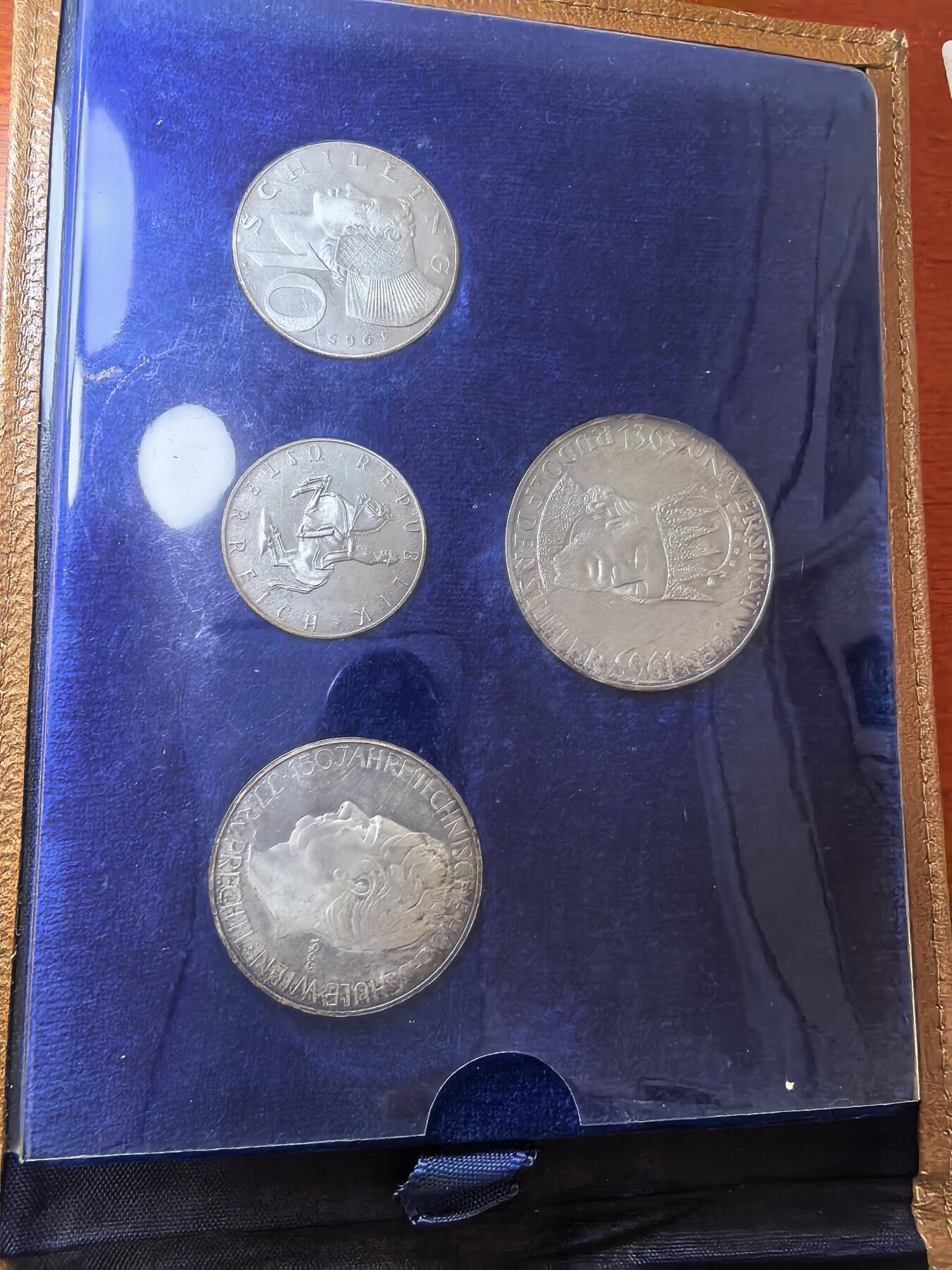 长老汇蛇年精选第二十五场拍卖 1965奥地利精制银套币4枚，盒证全，克书60美金