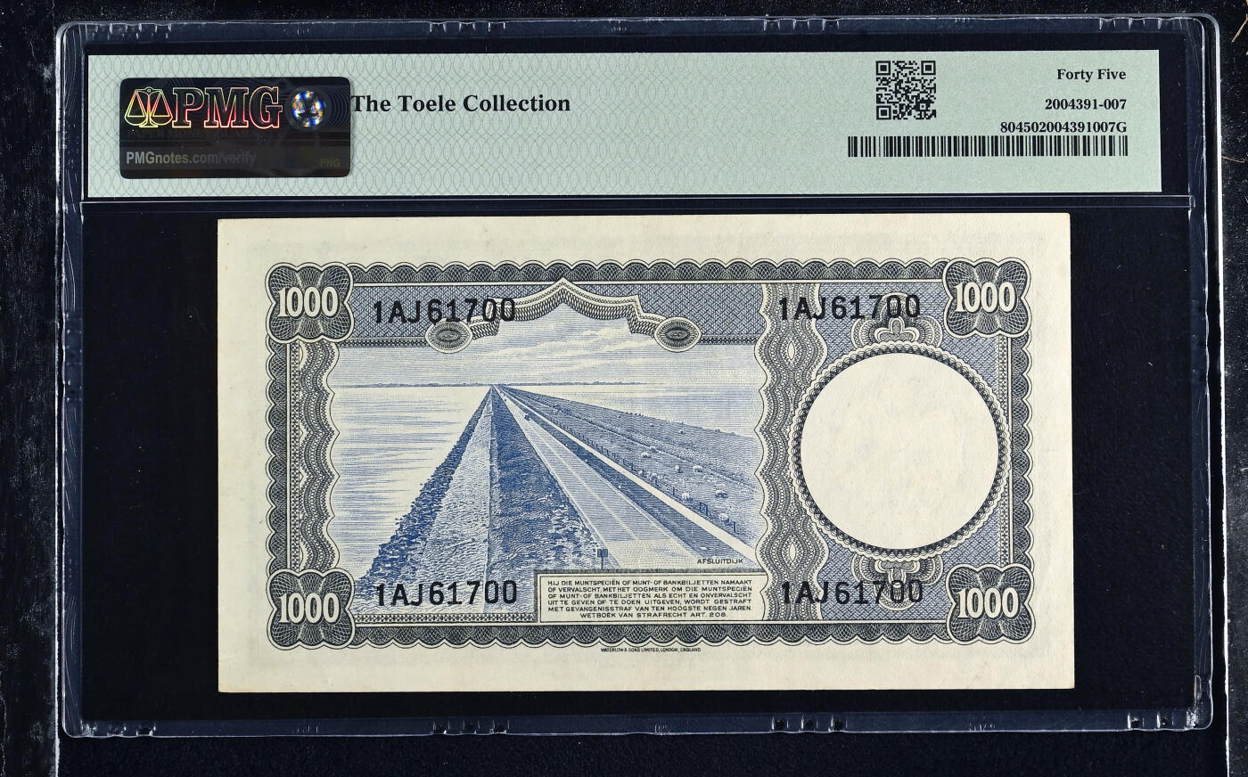 【Blue Auction】✨世界纸币精拍700期盛典——白金之夜🔥🔥🔥 N荷兰 1945年1000盾最高值 荷兰共和国首任执政&“国父” ——威廉一世 人像雕刻非常细腻 背面系世界上最长的防洪堤防——阿夫鲁戴克拦海大堤 凤凰水印 荷兰纸币收藏级常缺此张 稀有度远超伦勃朗 PMG45 名家旧藏