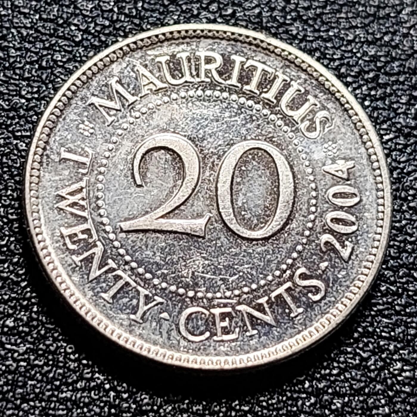 泉币菌-第57场-各国散币场 毛里求斯2004年20分镍钢币，西沃萨古尔·拉姆古兰爵士，19mm