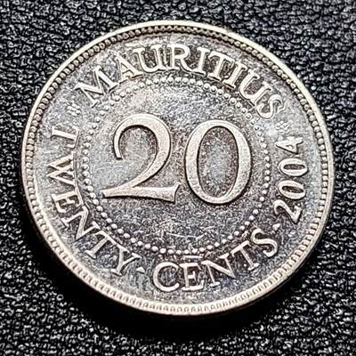 泉币菌-第57场-各国散币场 - 毛里求斯2004年20分镍钢币，西沃萨古尔·拉姆古兰爵士，19mm