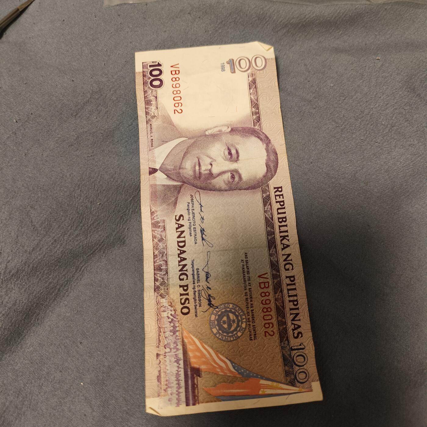 泡泡币外币第六十一场可代拍15038385335微信