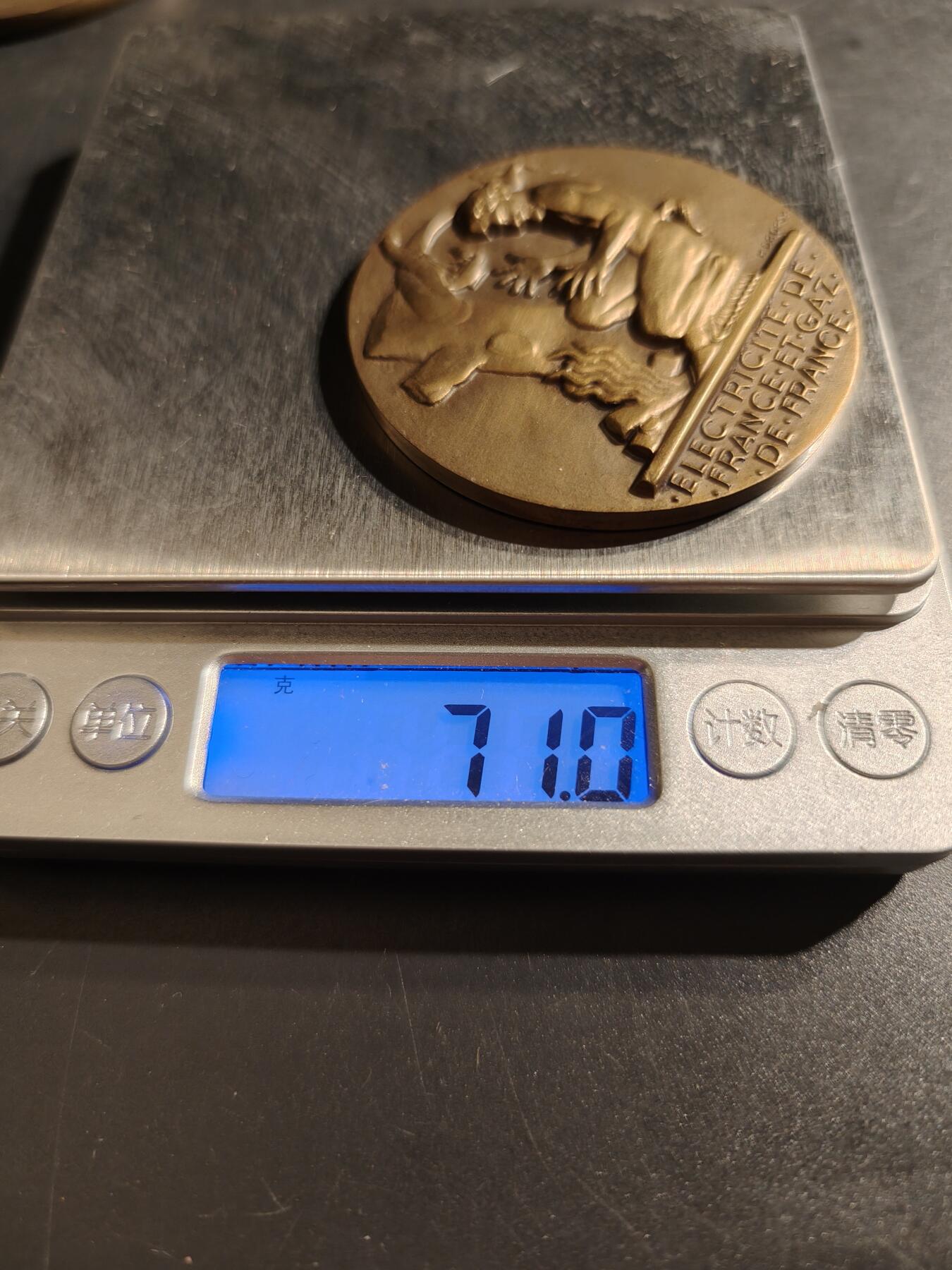 老王徽章第136期